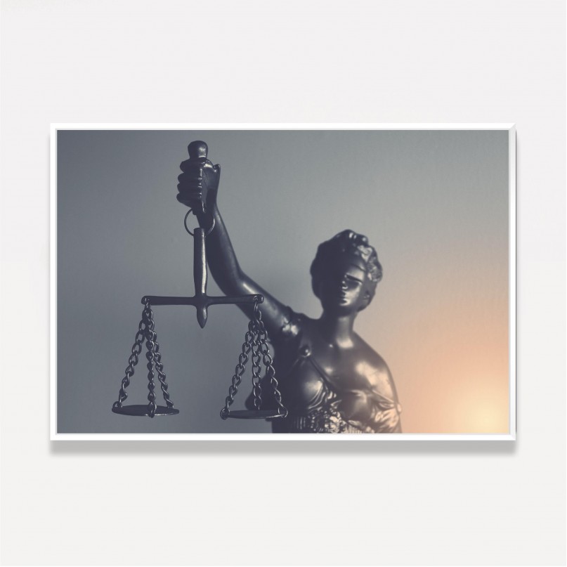 Quadro Themis Equilibrando a Balança da Justiça