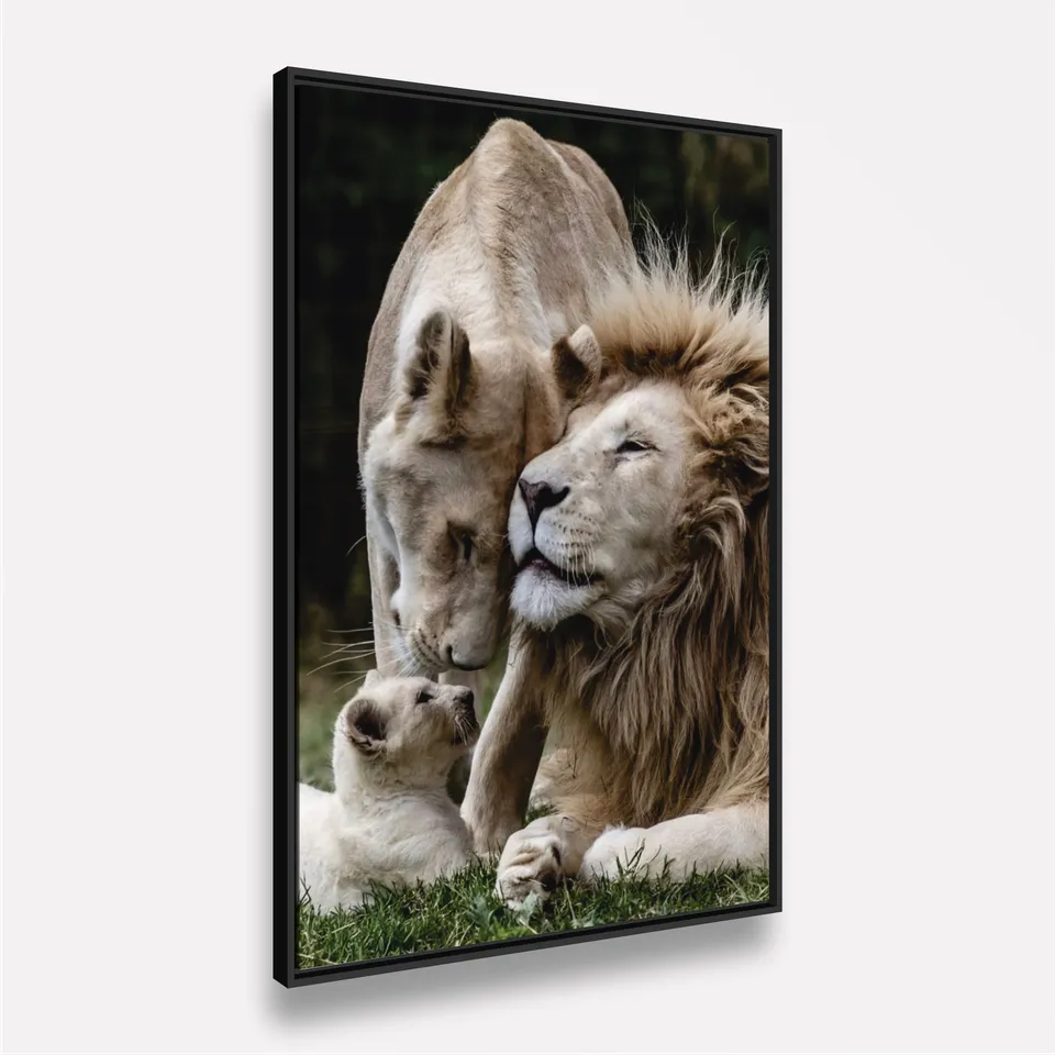 Quadro Leão Família Unida em Arte